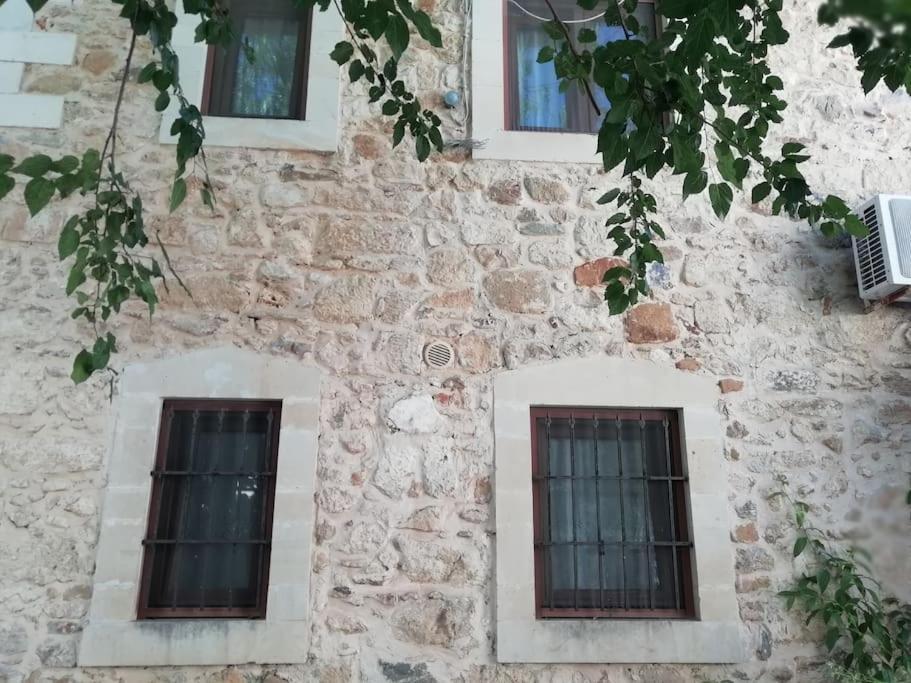 Villa Sofita With Tzakouzi Marulász Kültér fotó