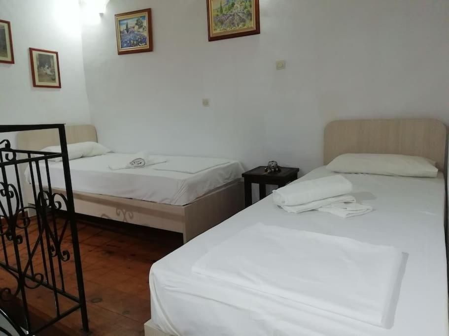 Villa Sofita With Tzakouzi Marulász Kültér fotó